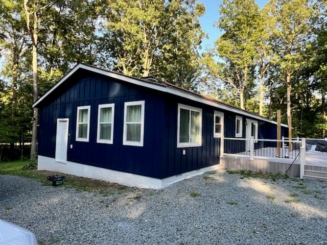 Gallery photos for Home Makeover Featuring New Deck and Siding: Image #2